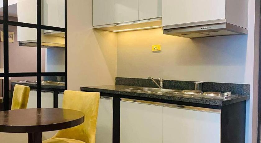 Lancaster Hotel Manila Mandaluyong Zewnętrze zdjęcie