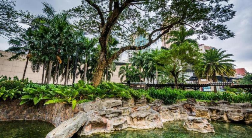 Lancaster Hotel Manila Mandaluyong Zewnętrze zdjęcie
