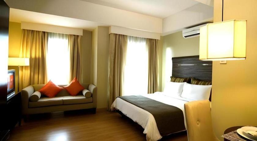 Lancaster Hotel Manila Mandaluyong Zewnętrze zdjęcie